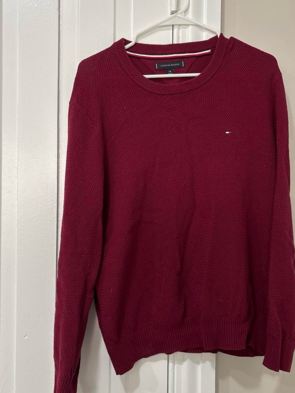 Tommy Hilfiger Men’s Burgundy Crewneck Sweater